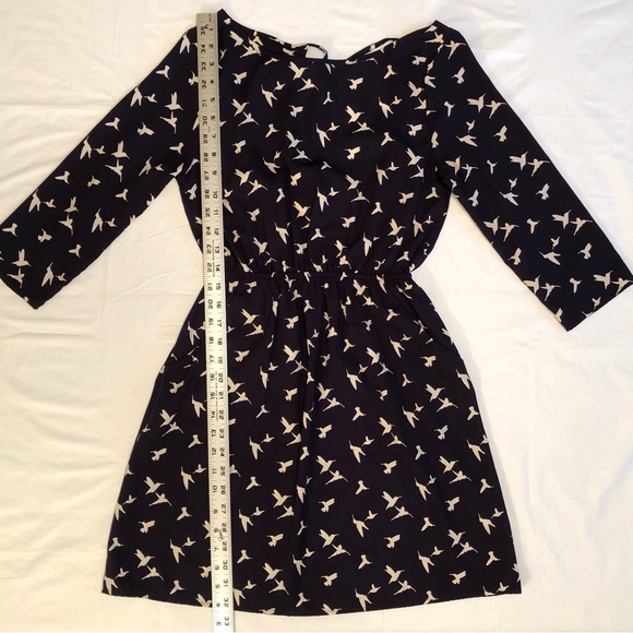 Everly Black/Ivory Bird Print Dress With Tie Back & Cutout 3/4 Sleeves Size S - Picture 7 of 9
